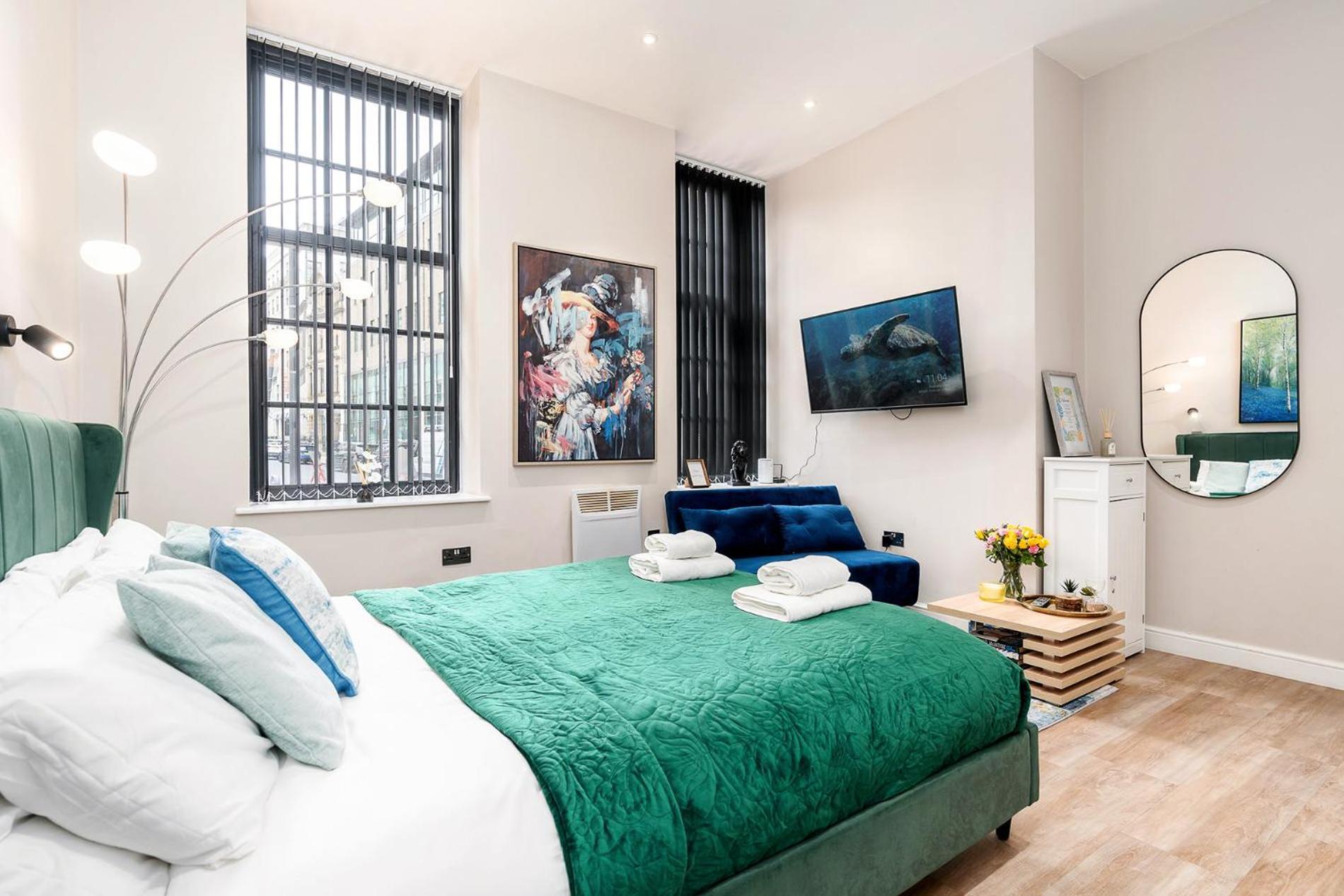 Beautiful Apartment & Central Location & King Size Bed リーズ エクステリア 写真