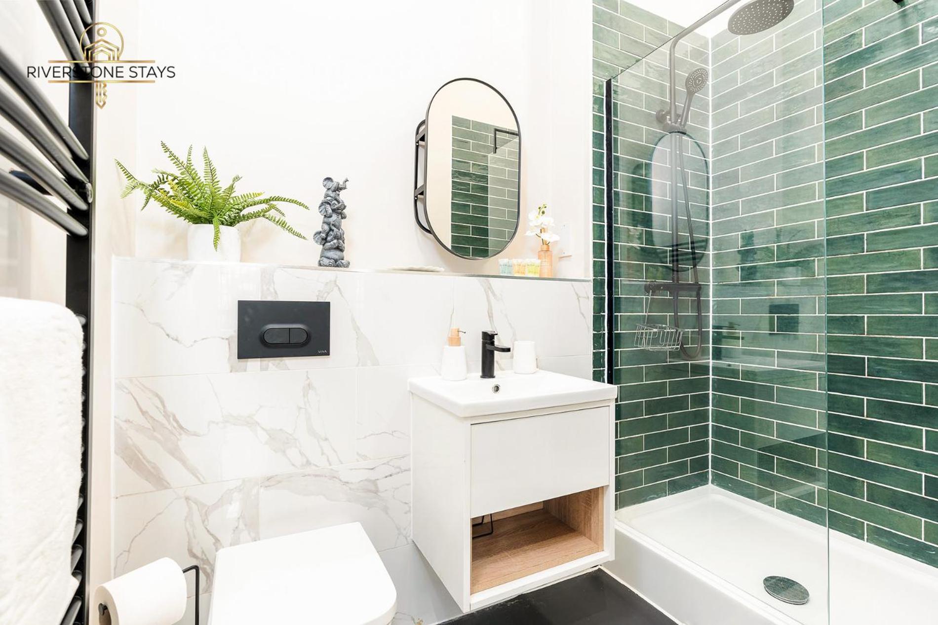 Beautiful Apartment & Central Location & King Size Bed リーズ エクステリア 写真